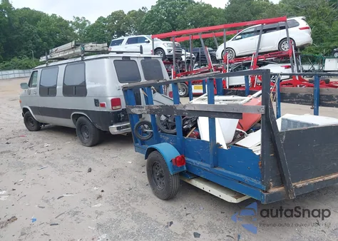 1989 Chevrolet G20 from USA, damaged, VIN 1GBEG25H3K7151232